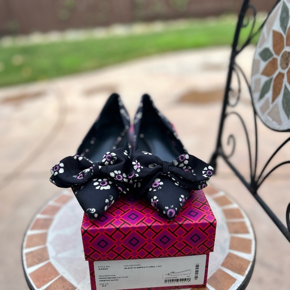 Tory Burch flats - Picture 3 of 4